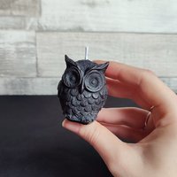 Black Owl Candle Natural Beeswax