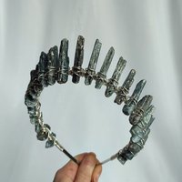 DAENERYS Kyanite Crystal Crown