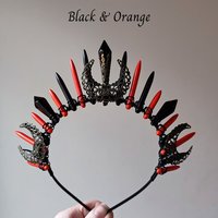 HALLOWEEN QUEEN Howlite Crystal Crown