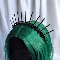 DARK KNIGHT Swords Crown