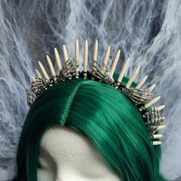 BONES Howlite Crystal Crown