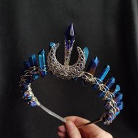 SELENE Titanium Quartz Crystal Crown