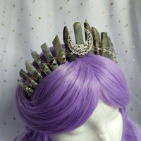 MOONSHINE Labradorite Crystal Crown