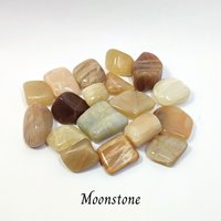 Romance & Relationships Crystal Set with Guide
