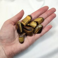 Tiger's eye tumblestone