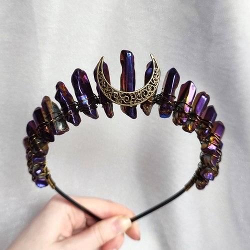 MYSTIQUE Titanium Quartz Crystal Crown
