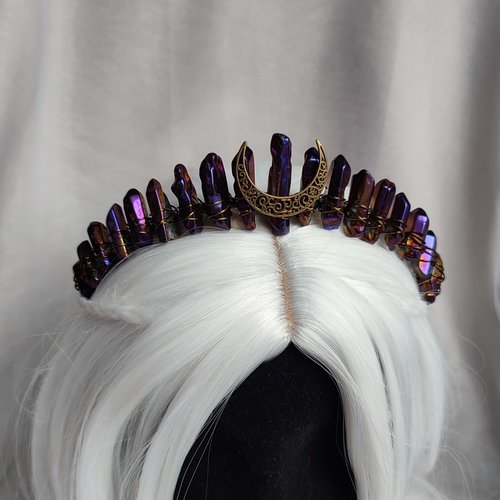 MYSTIQUE Titanium Quartz Crystal Crown