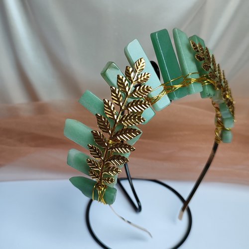 HERA Green Aventurine Crystal Crown