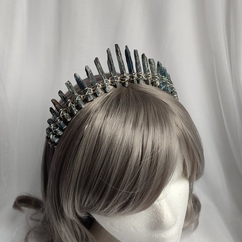 DAENERYS Kyanite Crystal Crown