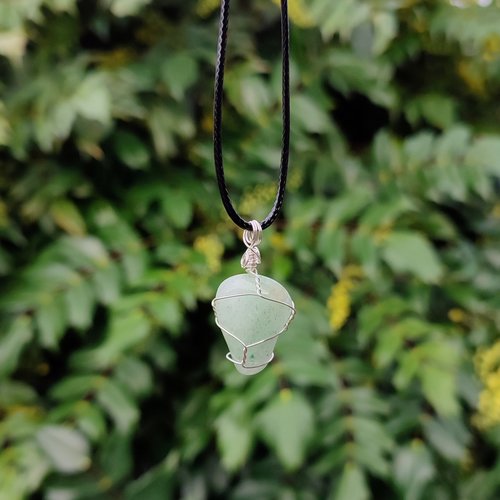 Aventurine Wire Wrapped Pendant in Silver