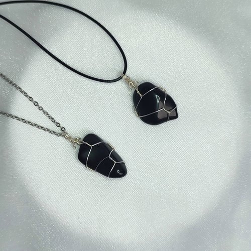 Obsidian Wire Wrapped Pendant in Silver