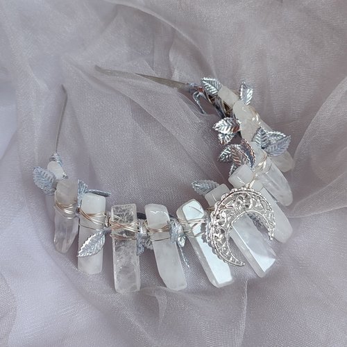 ARWEN Quartz Crystal Crown