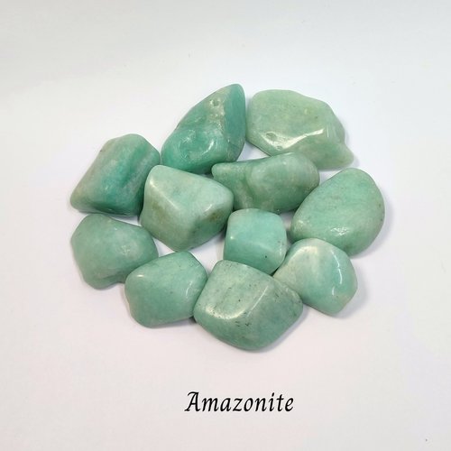 Crystal set for female empowerment with amazonite, hematite, moonstone and information card.