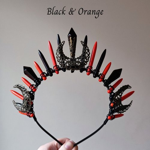 HALLOWEEN QUEEN Howlite Crystal Crown