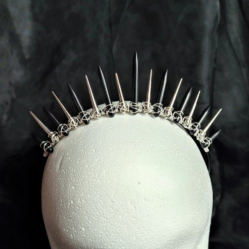 PUNK ROCK Howlite Crystal Crown