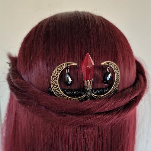 Gothic Moon Comb