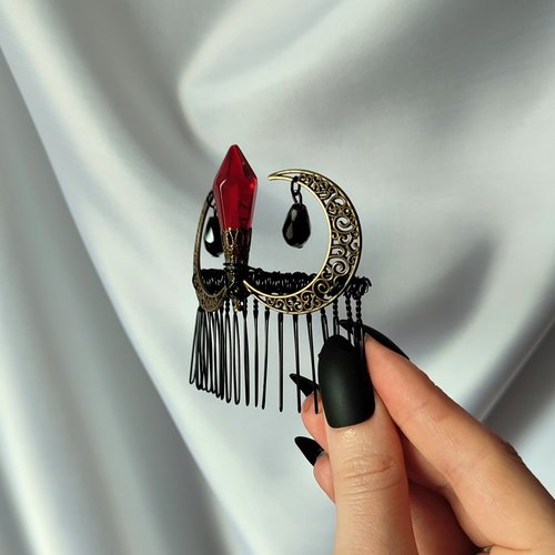 Gothic Moon Comb