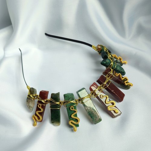 MEDUSA Indian Agate Crystal Crown