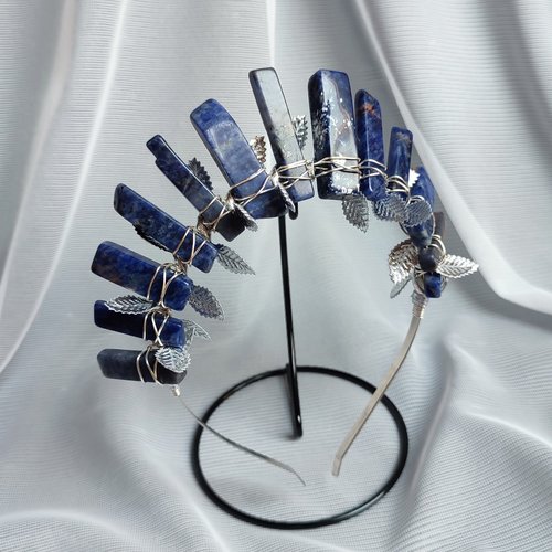 SKYE Sodalite Crystal Crown