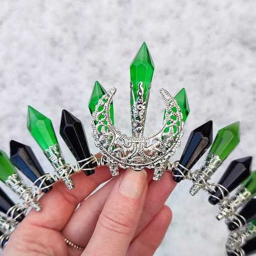 POISON IVY Glass Crystal Crown