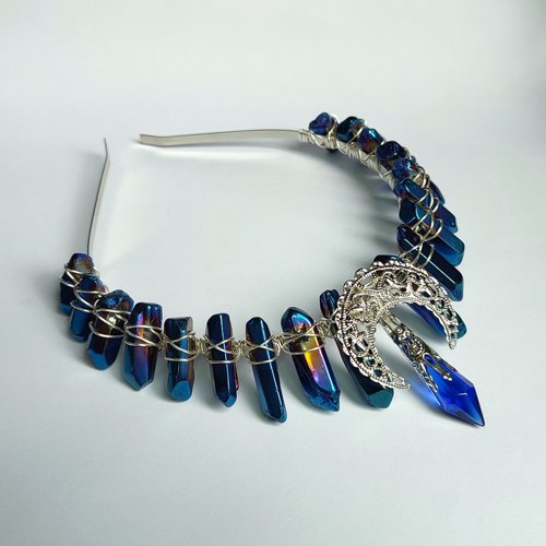SELENE Titanium Quartz Crystal Crown