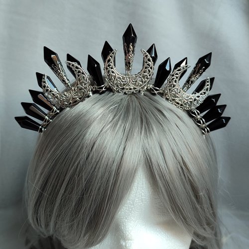 NIGHT QUEEN Glass Crystal Crown