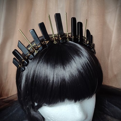 WARRIOR PRINCESS Black Agate Crystal Crown