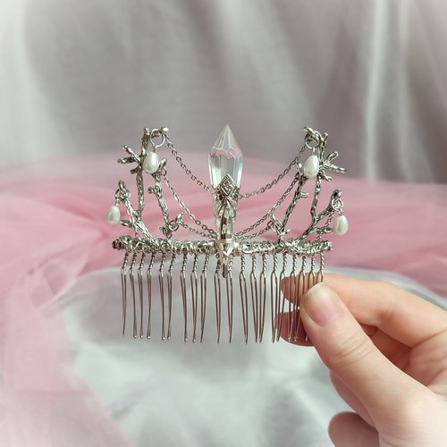 Fairy branch comb with AB glass crystal, branches, pearls and chains.