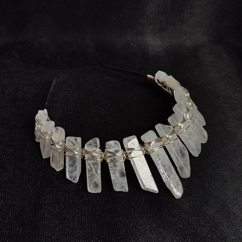 QUARTZ QUEEN Crystal Crown