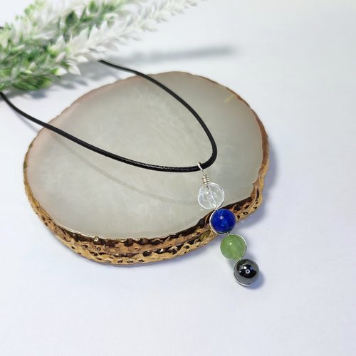 Study and exams gemstone pendant with quartz, lapis lazuli, fluorite and hematite with chain or cord.