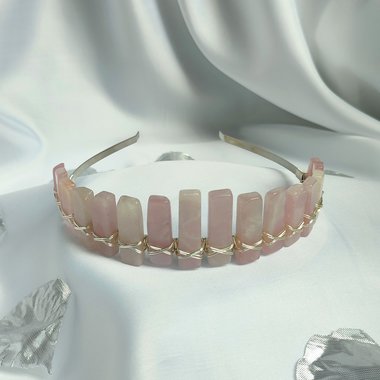 Rose quartz headband with silver plated wire.