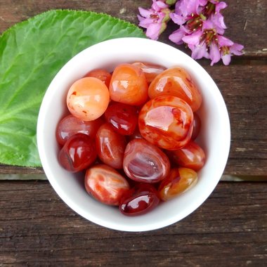 carnelian polished tumblestone