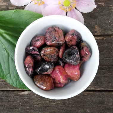 Rhodonite polished tumblestone.